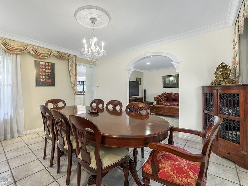 6 Castle Hill Drive, Murrumba Downs QLD 4503
