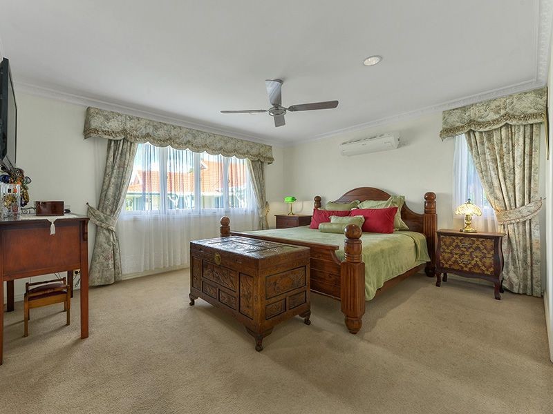 6 Castle Hill Drive, Murrumba Downs QLD 4503