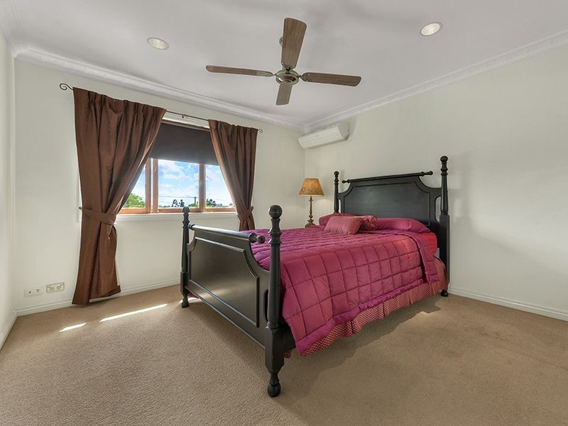 6 Castle Hill Drive, Murrumba Downs QLD 4503