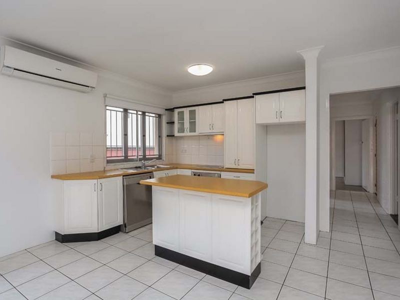 8/136 Kingsford Smith Drive, Hamilton QLD 4007