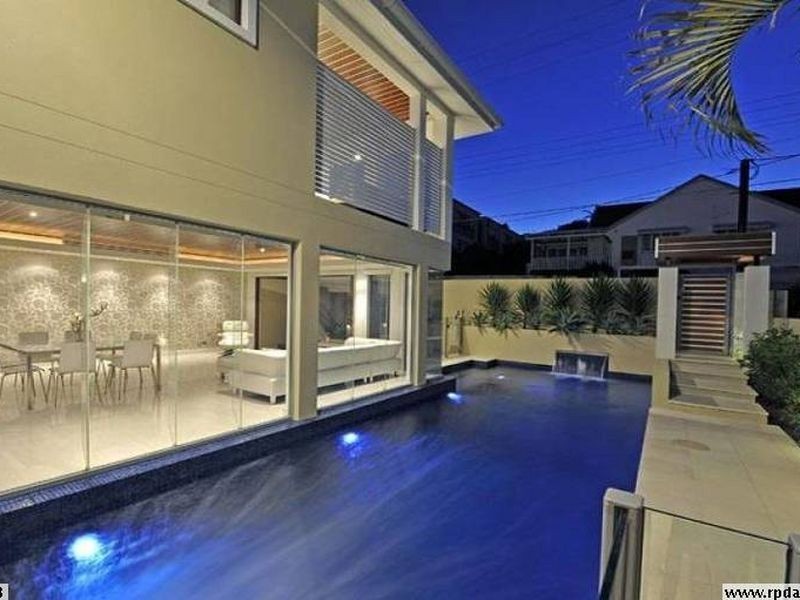 8 Beaufort Lane, Clayfield QLD 4011