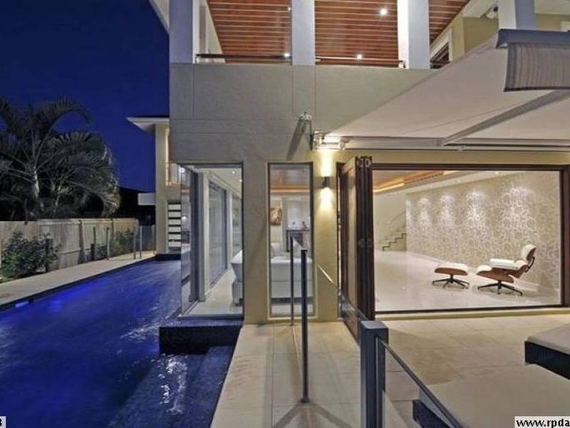 8 Beaufort Lane, Clayfield QLD 4011
