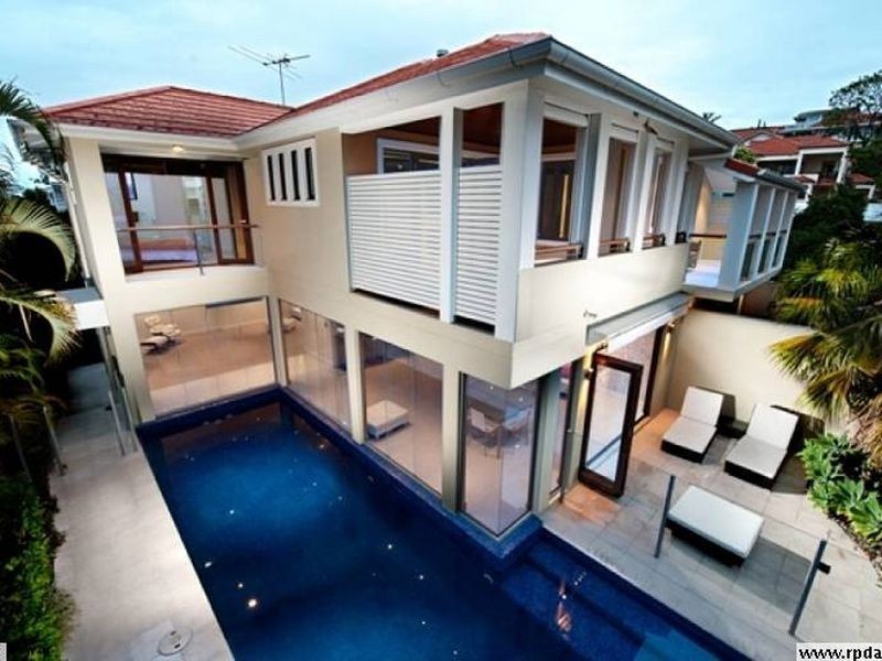 8 Beaufort Lane, Clayfield QLD 4011