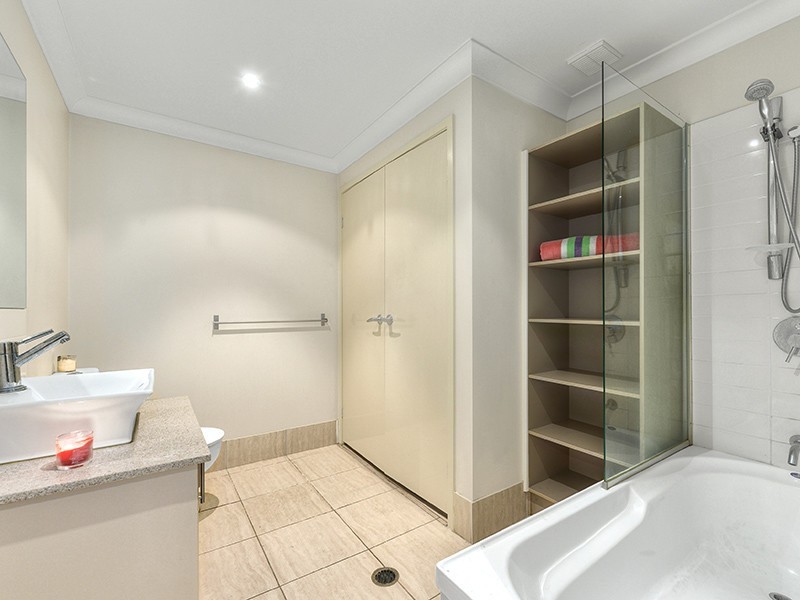 5/60 Kates Street, Morningside QLD 4170