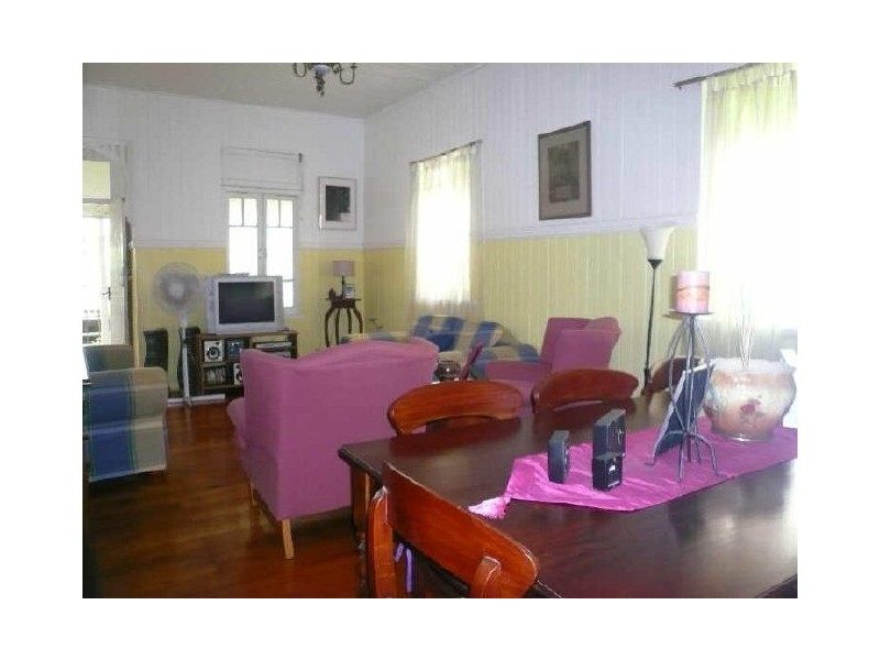 26 Fewings Street, Toowong QLD 4066