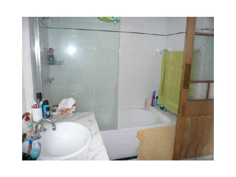 26 Fewings Street, Toowong QLD 4066