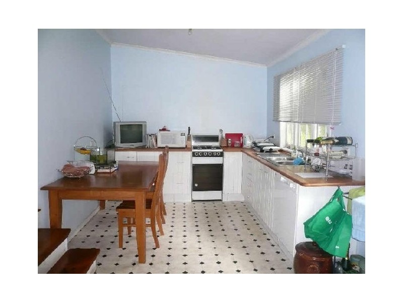 26 Fewings Street, Toowong QLD 4066