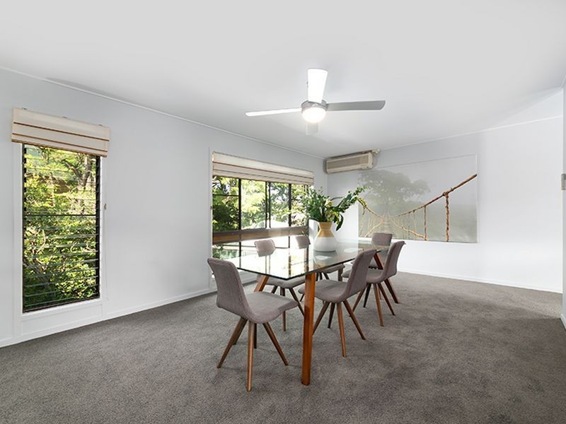 45 Oriel Road, Yeronga QLD 4104