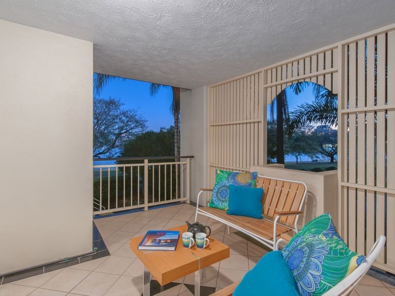 19/118 Oxlade Drive, New Farm QLD 4005