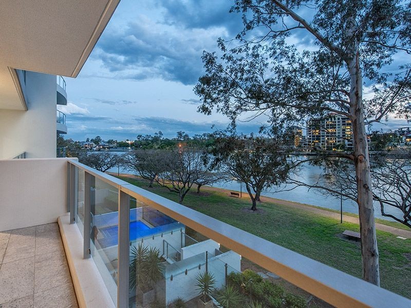 6/166 Oxlade Drive, New Farm QLD 4005