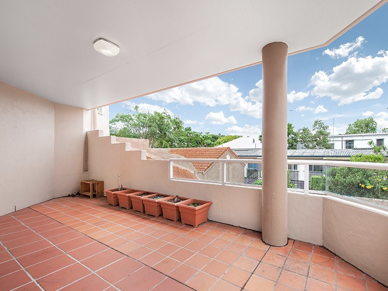 10/102 Langshaw Street, New Farm QLD 4005