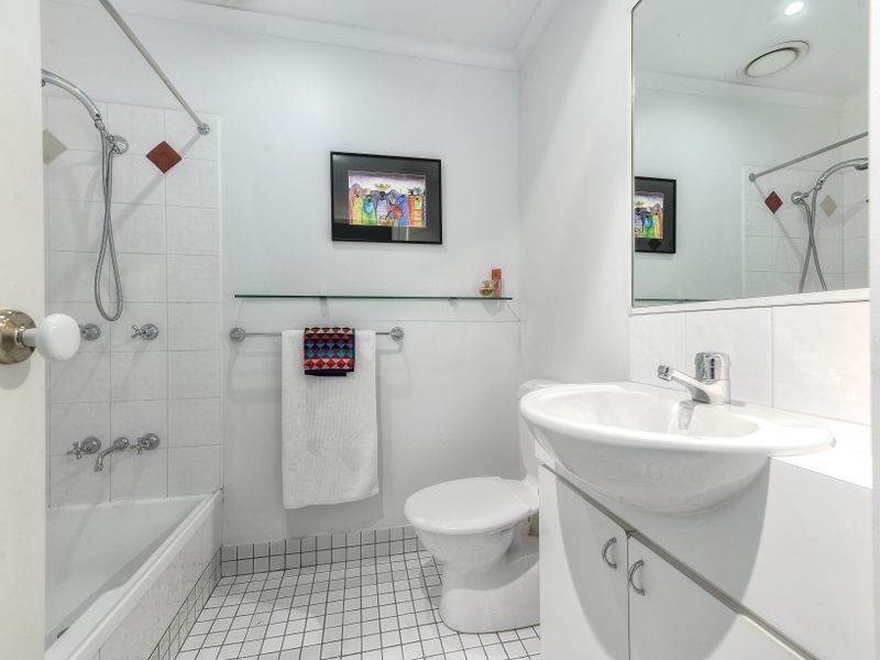 56 Moreton Street, New Farm QLD 4005