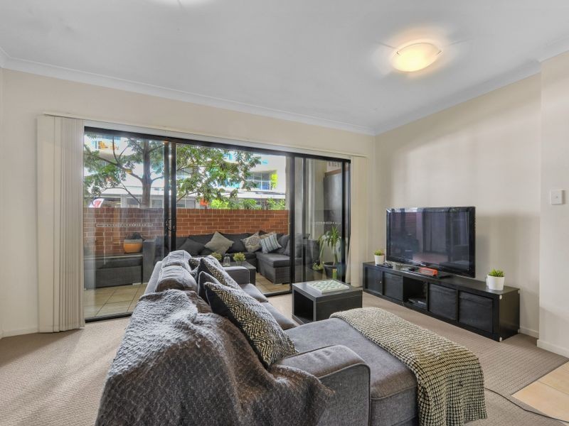 2/120 Commercial Road, Teneriffe QLD 4005