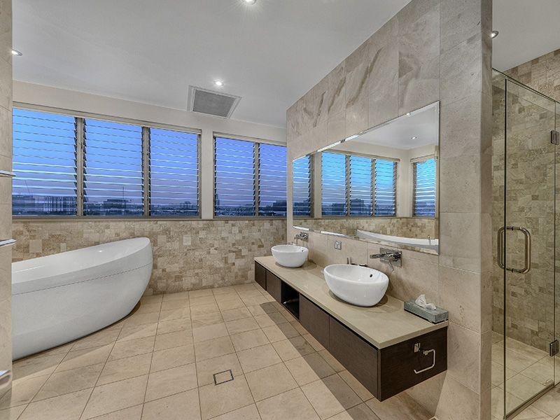 15 Davidson Terrace, Teneriffe QLD 4005