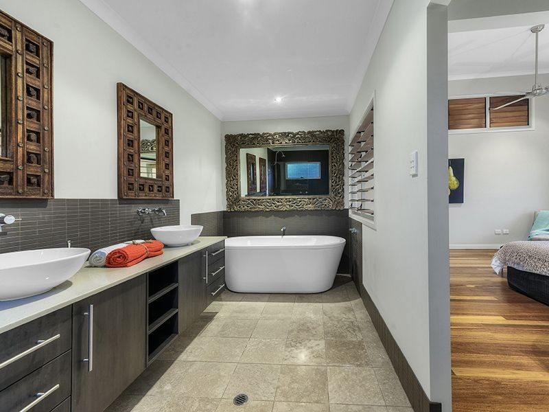 152 Turner Street, Scarborough QLD 4020