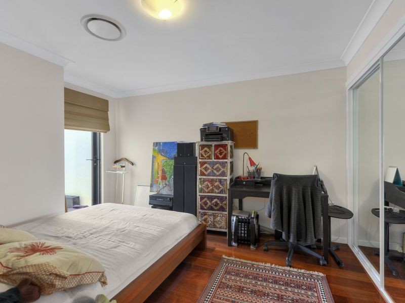 20/120 Commercial Road, Teneriffe QLD 4005