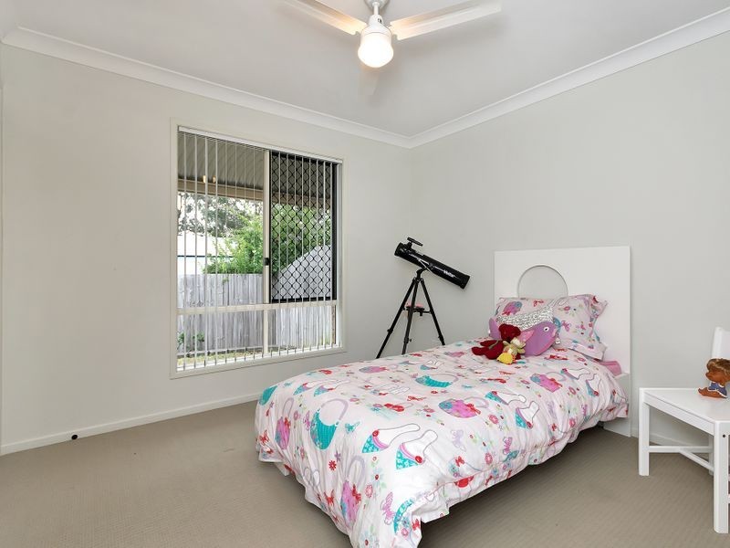 17 Figtree Court, Yamanto QLD 4305