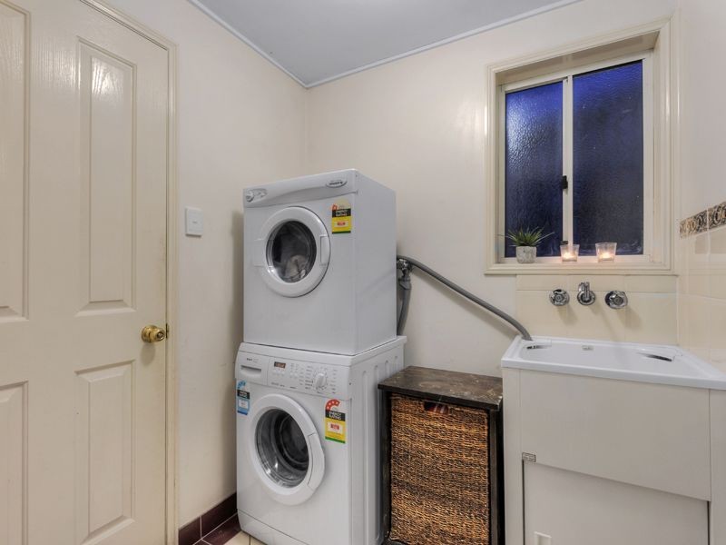 2/13 Harris Street, Windsor QLD 4030