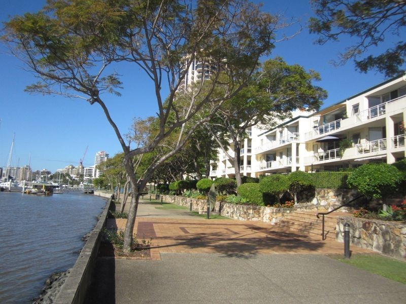 17/46 Rotherham Street, Kangaroo Point QLD 4169