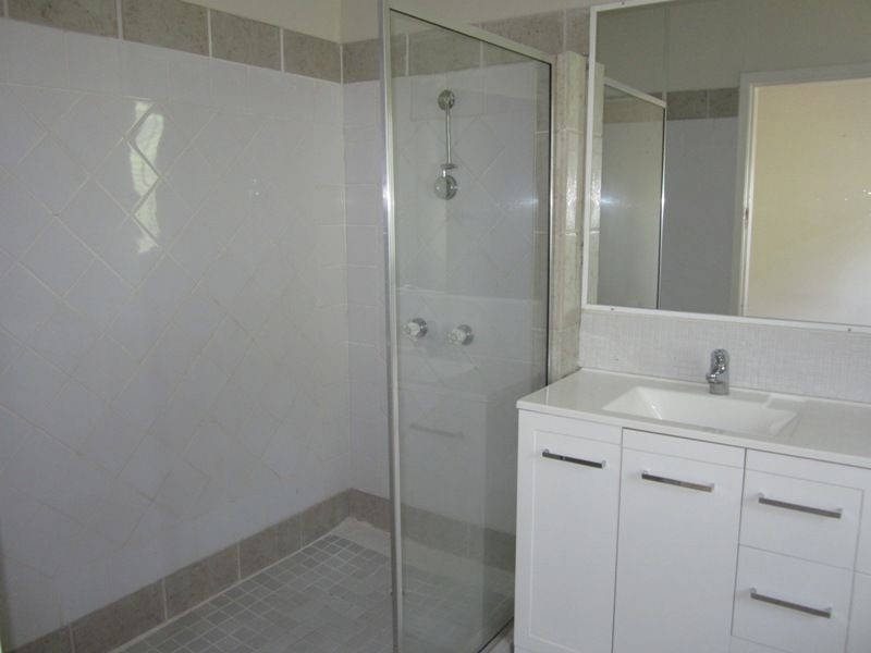 2/129 Merthyr Road, New Farm QLD 4005