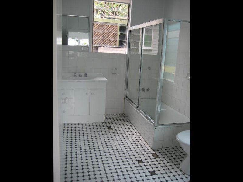 13 Chermside Street, Teneriffe QLD 4005