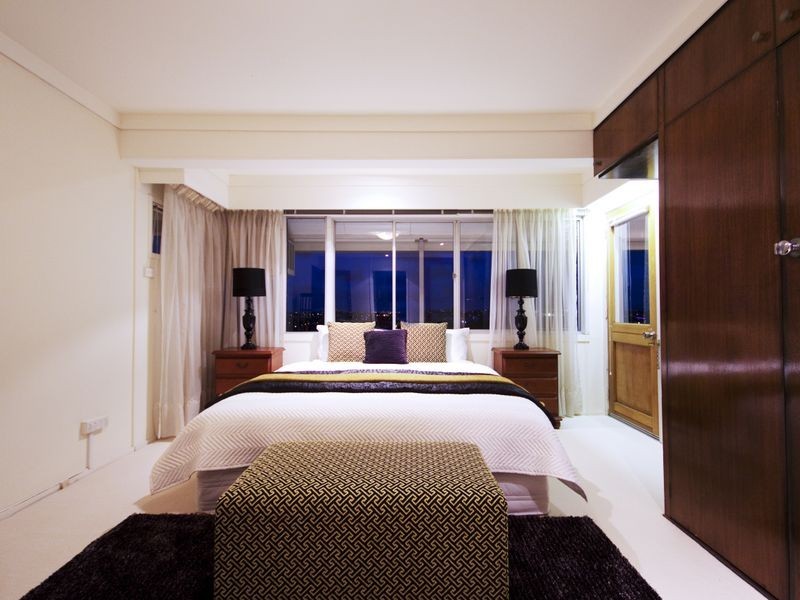 Penthouse A/172 Oxlade Drive, New Farm QLD 4005