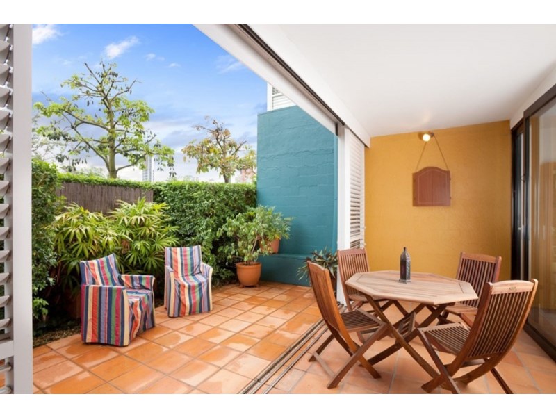 18/222 Bowen Terrace, New Farm QLD 4005