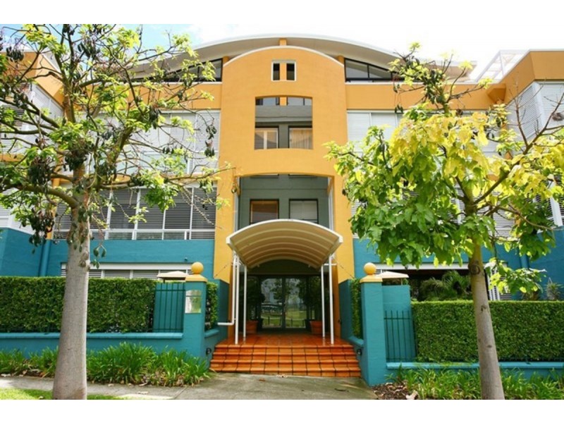 18/222 Bowen Terrace, New Farm QLD 4005