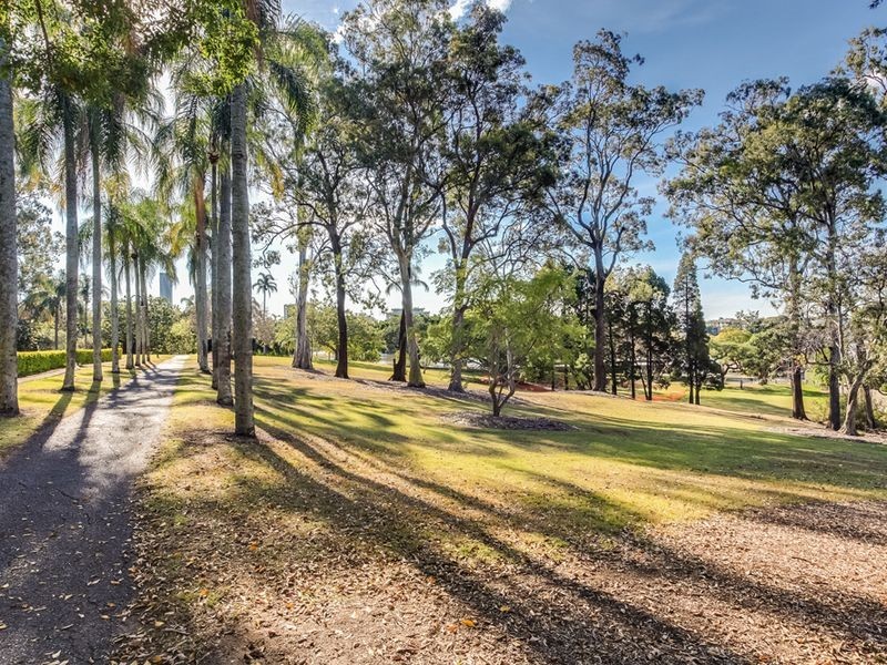 13/84 Lytton Road, East Brisbane QLD 4169