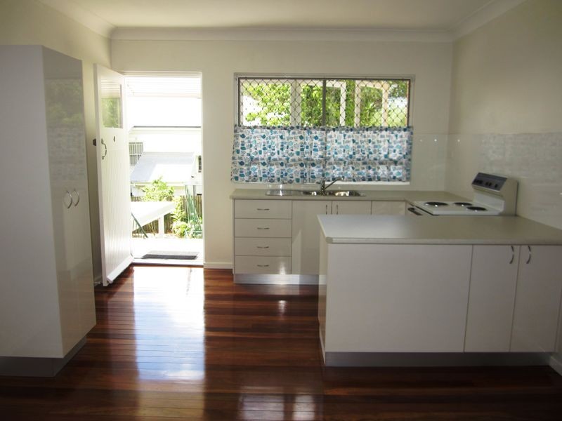 2/49 Sydney Street, New Farm QLD 4005