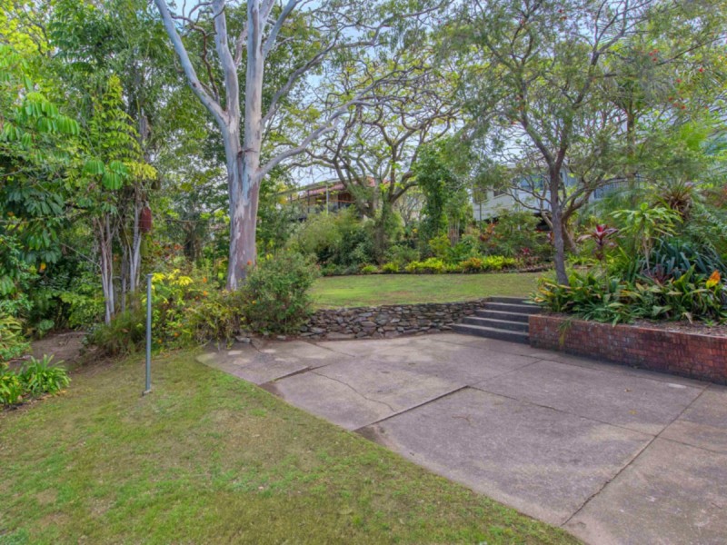 7 Sector Street, Coorparoo QLD 4151