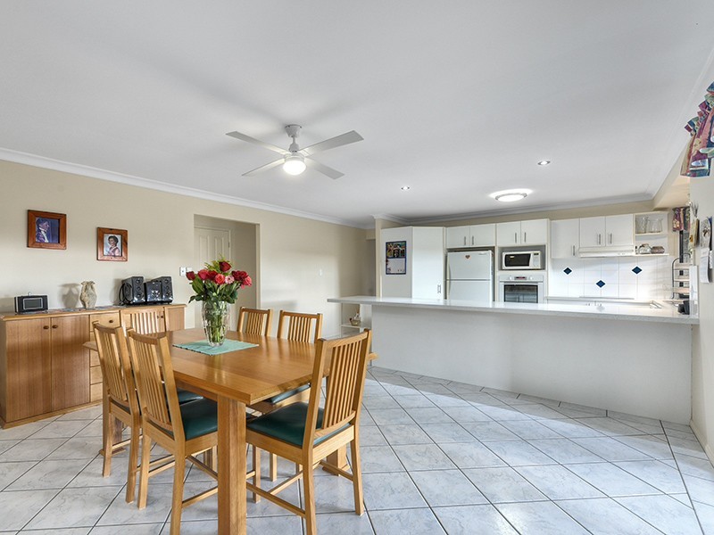 19 Hayward Avenue, Cashmere QLD 4500