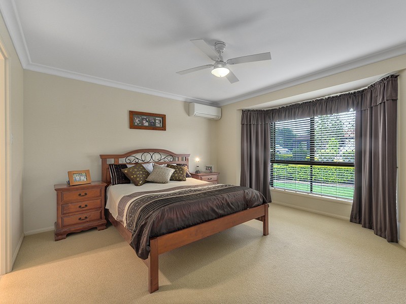 19 Hayward Avenue, Cashmere QLD 4500