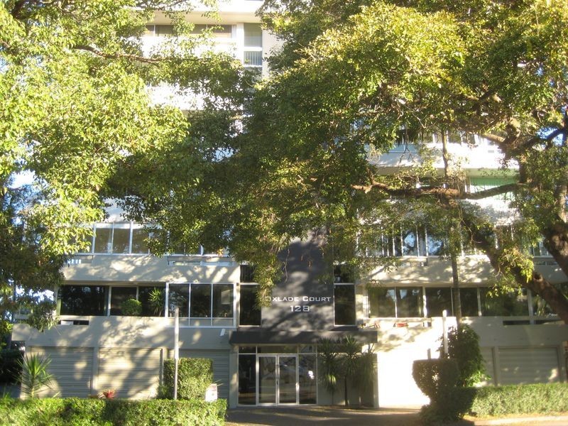 8/128 Oxlade Drive, New Farm QLD 4005