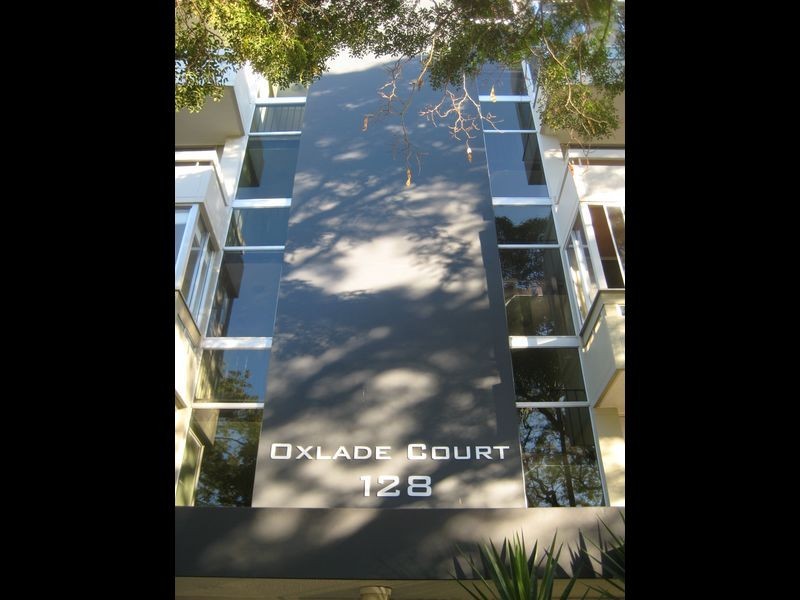 8/128 Oxlade Drive, New Farm QLD 4005