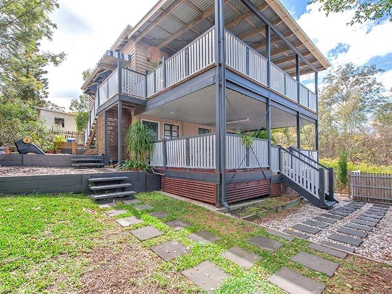 27a Kaye Street, Bardon QLD 4065