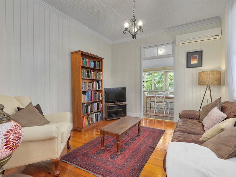 27a Kaye Street, Bardon QLD 4065