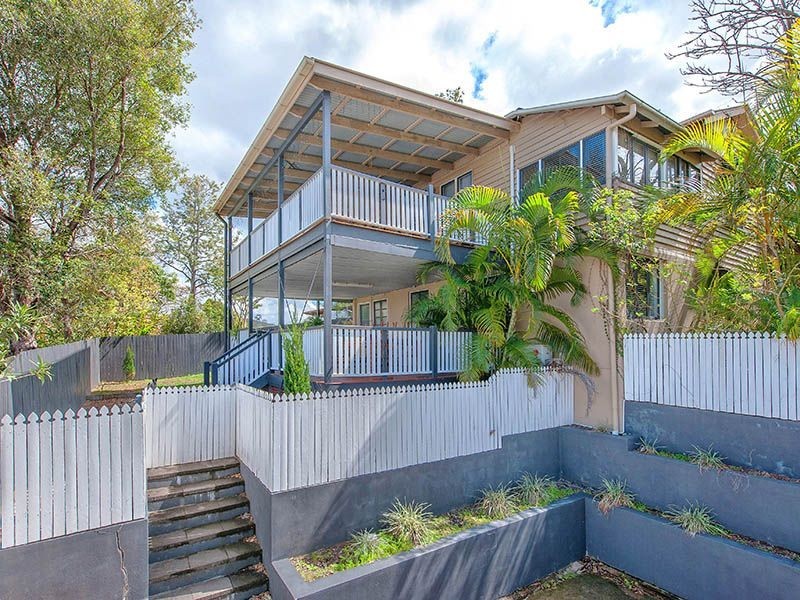 27a Kaye Street, Bardon QLD 4065