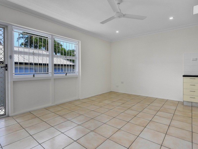 8/129 Merthyr Road, New Farm QLD 4005
