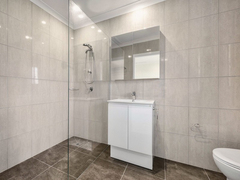 8/129 Merthyr Road, New Farm QLD 4005