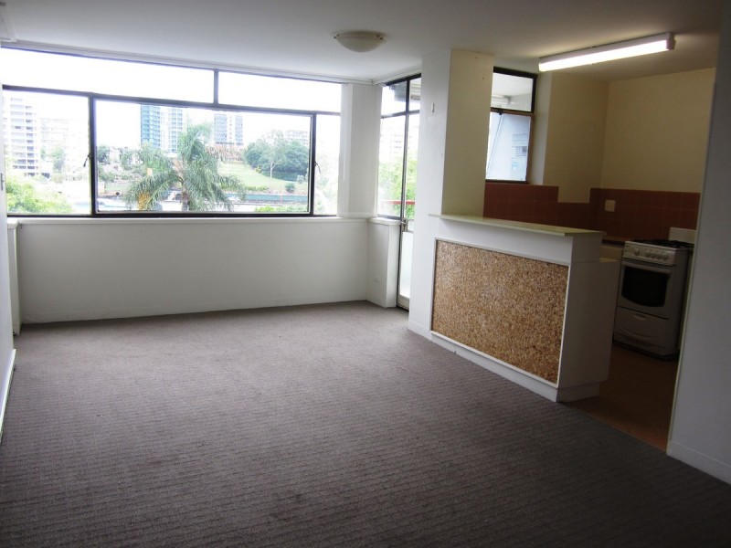 2A/172 Oxlade Drive, New Farm QLD 4005