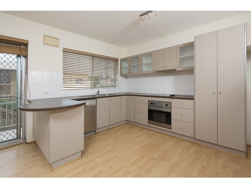 2/204 Kent Street, New Farm QLD 4005