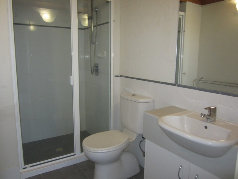 2/60 Raff Street, Spring Hill QLD 4000