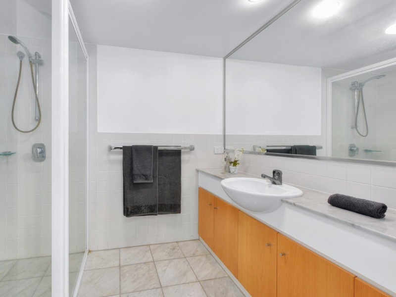 213/1 Gray Street, New Farm QLD 4005