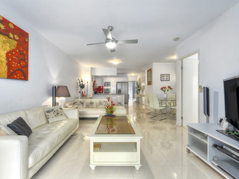 1/10 Vernon Terrace, Teneriffe QLD 4005