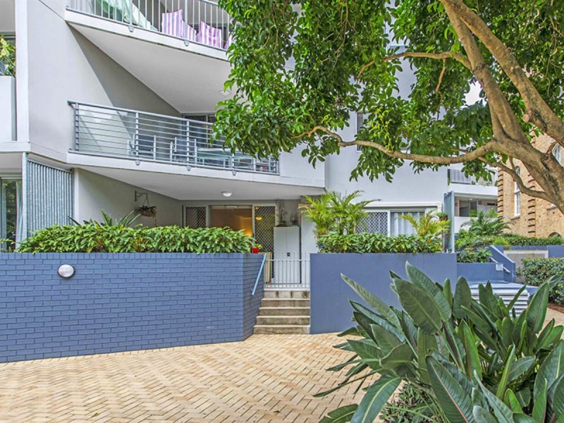 1/10 Vernon Terrace, Teneriffe QLD 4005