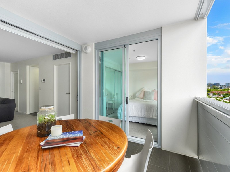 18 Thorn Street, Kangaroo Point QLD 4169