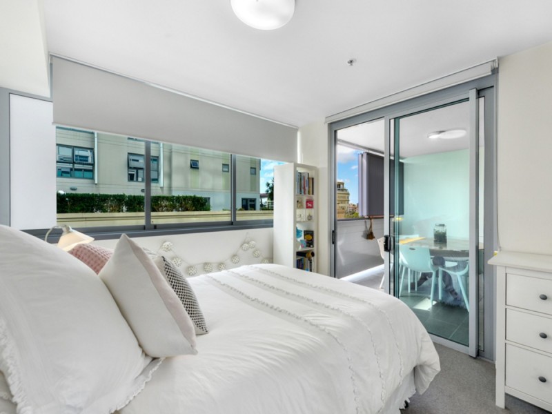 18 Thorn Street, Kangaroo Point QLD 4169