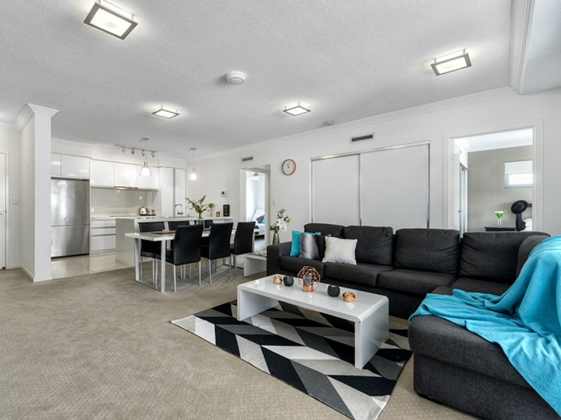 25/125 Bulimba Street, Bulimba QLD 4171