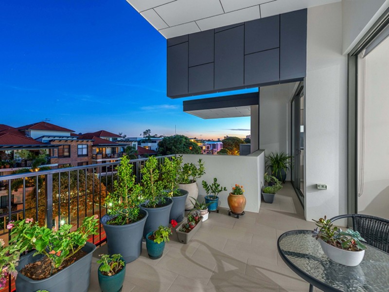 56/166 Sydney Street, New Farm QLD 4005